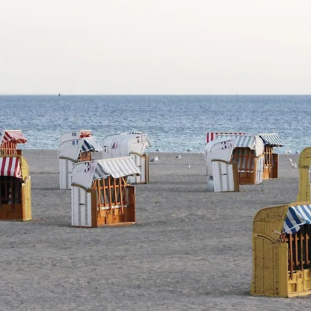Amazing In Travemuende With Wifi Apartman *